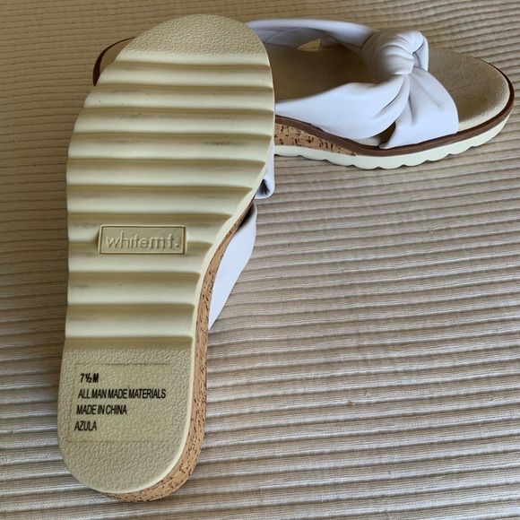 Cliffs by WHITE MOUNTAIN White Sandals with Knotted Design - Picture 5 of 5